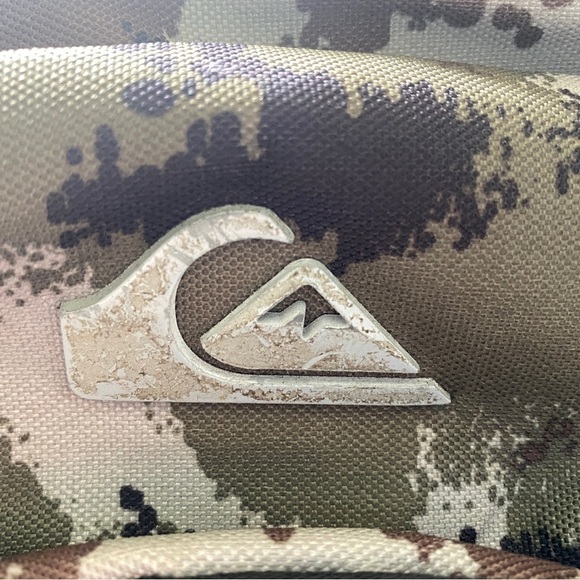 Quiksilver Camo Backpack Large Approx. 16 x 13 x 6 - Picture 6 of 8